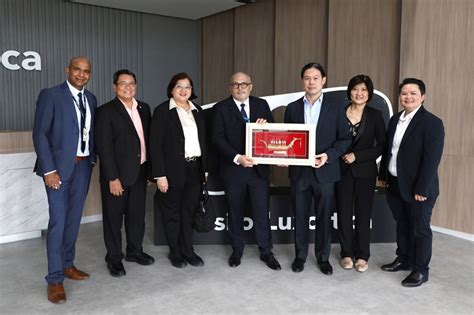 essilor manufacturing thailand co ltd|World leader in prescription lenses .